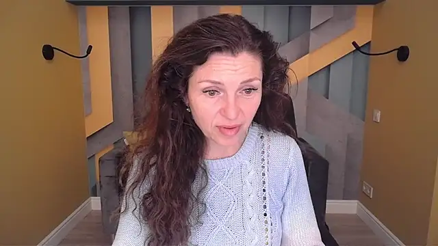 EllaLong online show from 18, 4, 2026