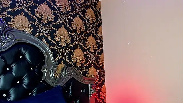 NaiaGils online show from 7, 2, 2026