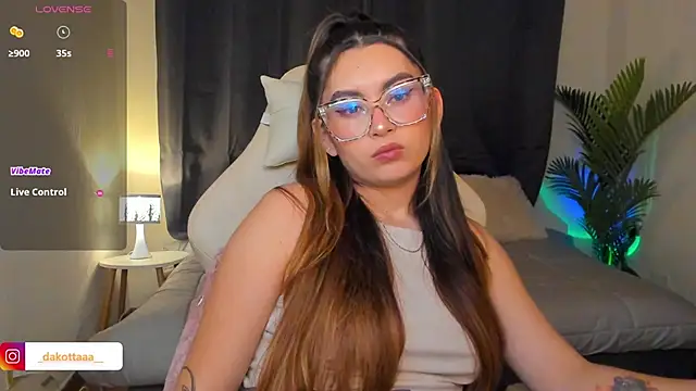 dakottaa  online show from 7, 3, 2026