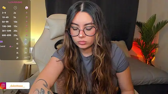 dakottaa  online show from 20, 3, 2026