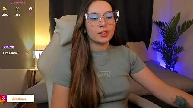 dakottaa  online show from 7, 2, 2026