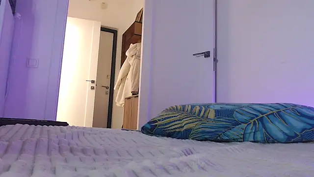 Karolina love  online show from 13, 2, 2026