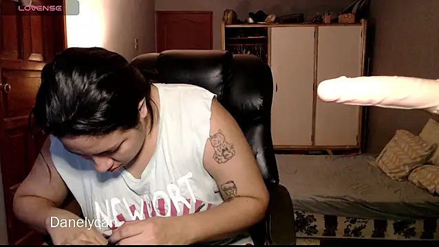Snapshot of DanelyLopez chatting on 8, 5, 2026 DanelyLopez online show from 8, 5, 2026