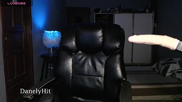 DanelyLopez online show from 16, 4, 2026