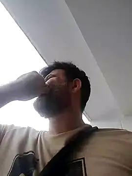 Snapshot of Maxi_TheBigDaddy chatting on 4, 7, 2026 Maxi TheBigDaddy online show from 4, 7, 2026