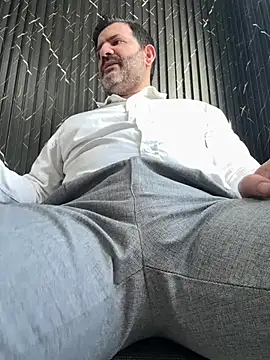 Snapshot of Maxi_TheBigDaddy chatting on 22, 7, 2026 Maxi TheBigDaddy online show from 22, 7, 2026