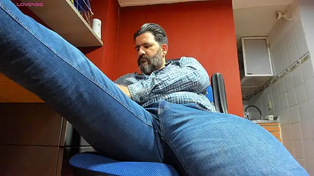 Maxi TheBigDaddy online show from 28, 2, 2025