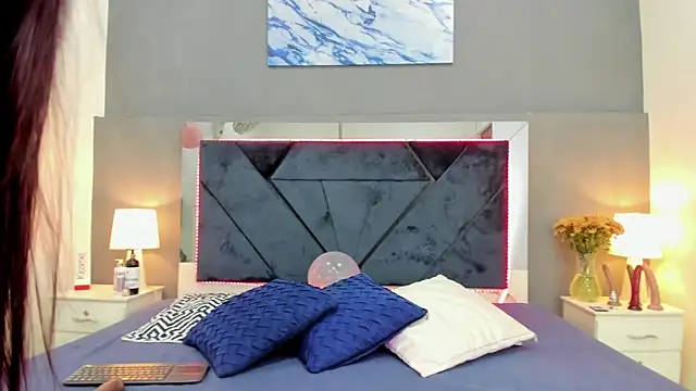 Lauralove 69 online show from 18, 10, 2025