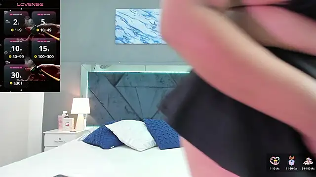 Lauralove 69 online show from 16, 3, 2026