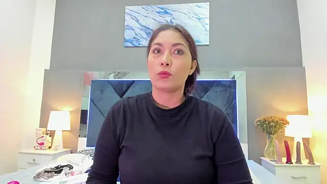 Lauralove 69 online show from 14, 10, 2025