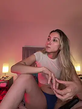 Snapshot of DanikRosse chatting on 27, 6, 2026 DanikRosse online show from 27, 6, 2026
