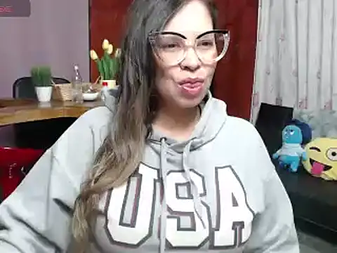 jademoomsm online show from 6, 2, 2026