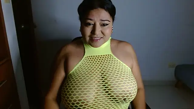 Snapshot of mariemiller19 chatting on 19, 9, 2025 mariemiller19 online show from 19, 9, 2025