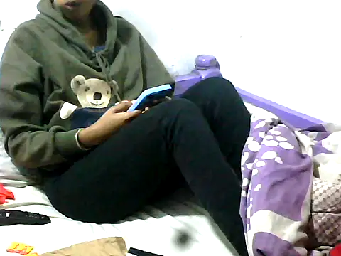 Snapshot of De_maskedcouple chatting on 5, 7, 2026 De maskedcouple online show from 5, 7, 2026