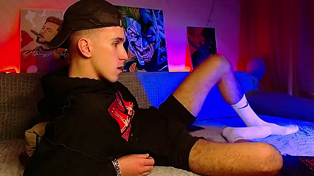 Snapshot of Midnighter_ chatting on 30, 1, 2025 Midnighter online show from 30, 1, 2025