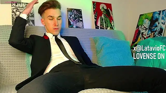 Snapshot of Midnighter_ chatting on 15, 3, 2026 Midnighter online show from 15, 3, 2026