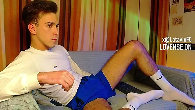 Snapshot of Midnighter_ chatting on 4, 11, 2025 Midnighter online show from 4, 11, 2025