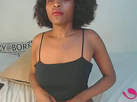 Snapshot of wetmypants chatting on 23, 3, 2026 wetmypants online show from 23, 3, 2026