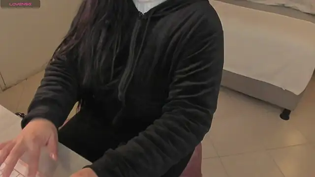 scarlet miller1 online show from 22, 10, 2025