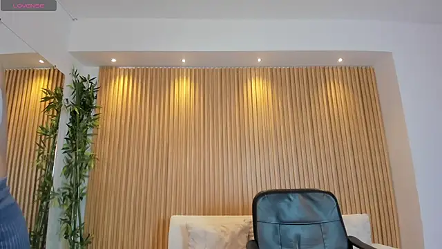 charlottewhitte online show from 24, 10, 2025