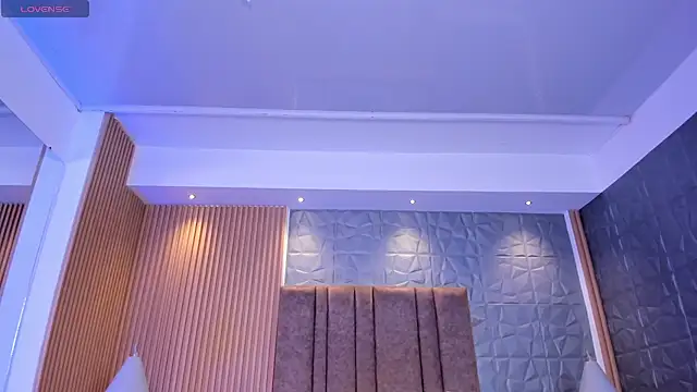 charlottewhitte online show from 7, 11, 2025