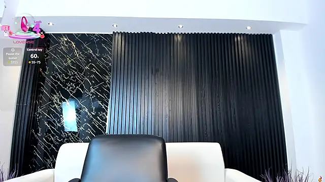 charlottewhitte online show from 18, 10, 2025