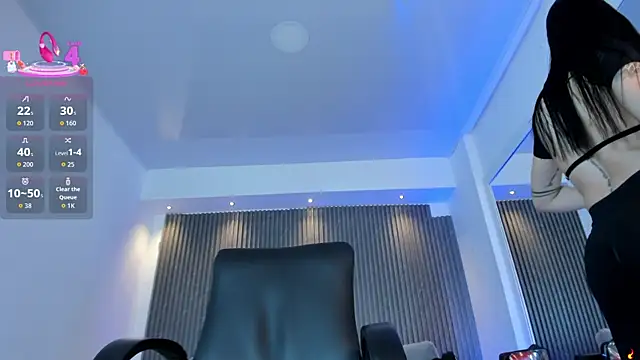 charlottewhitte online show from 7, 1, 2026