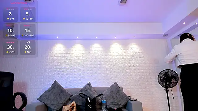 charlottewhitte online show from 15, 2, 2026