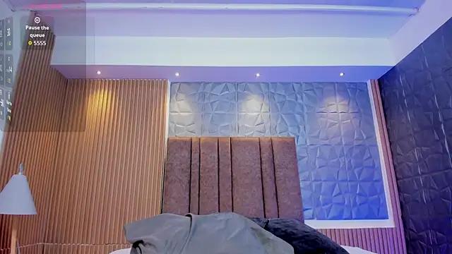 charlottewhitte online show from 30, 3, 2026