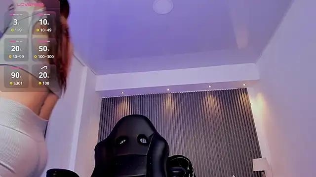 charlottewhitte online show from 23, 4, 2026