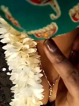 tuttifrutti17 online show from 18, 2, 2025