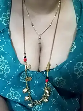 tuttifrutti17 online show from 16, 3, 2025