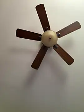 QueenNuttCollector online show from 27, 3, 2026