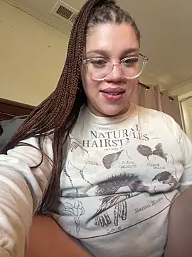 QueenNuttCollector online show from 16, 12, 2025