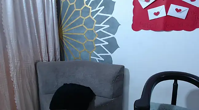 angel girl0610 online show from 28, 1, 2025