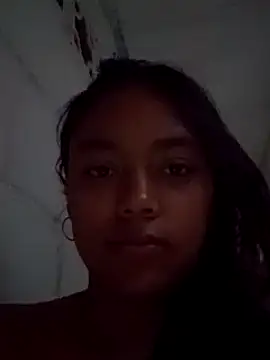 Chiara petterson online show from 5, 12, 2024