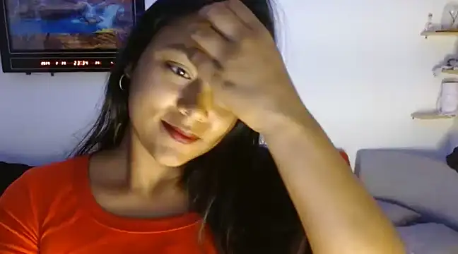 Chiara petterson online show from 27, 2, 2025