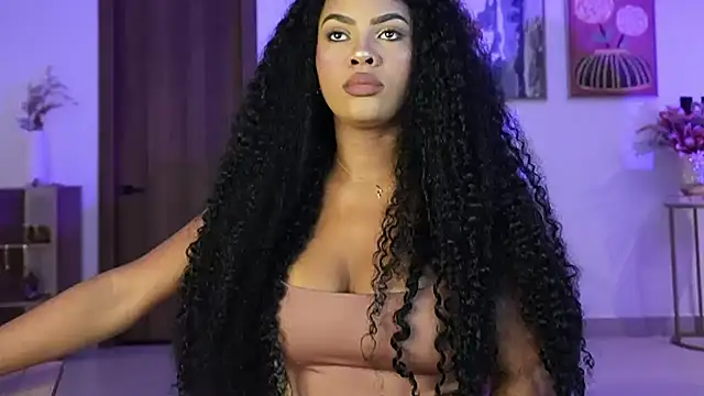 HOTBLACKANDWHITE2 online show from 11, 6, 2026