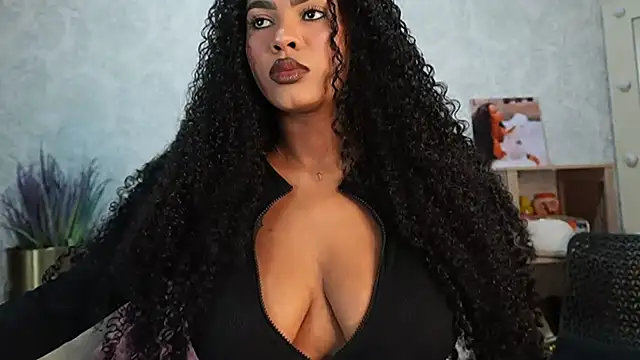 HOTBLACKANDWHITE2 online show from 22, 4, 2026