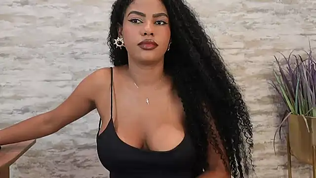HOTBLACKANDWHITE2 online show from 19, 7, 2026