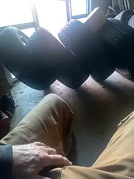 Snapshot of Themechanic420 chatting on 3, 12, 2024 Themechanic420 online show from 3, 12, 2024