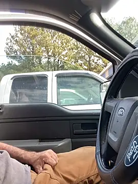 Snapshot of Themechanic420 chatting on 4, 2, 2025 Themechanic420 online show from 4, 2, 2025