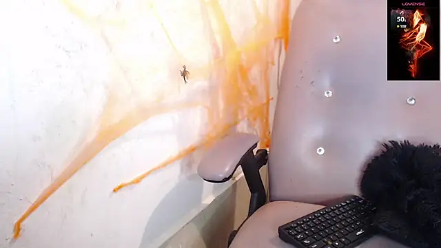 toxxxic cams online show from 16, 10, 2025