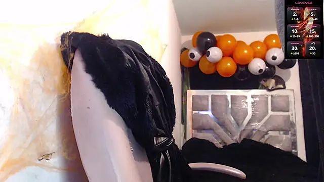 toxxxic cams online show from 19, 10, 2025