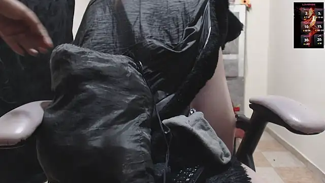 toxxxic cams online show from 10, 3, 2026