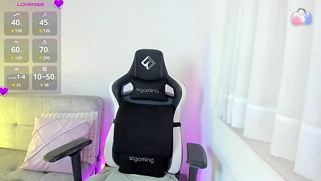 ambar-wells online show from 4, 2, 2026