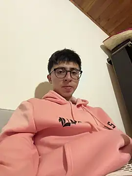 CamiRojas boy online show from 18, 12, 2025