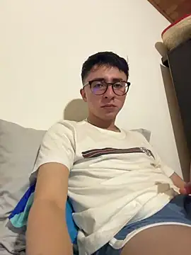 CamiRojas boy online show from 23, 2, 2026