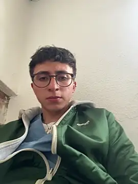 Snapshot of CamiRojas_boy chatting on 5, 5, 2026 CamiRojas boy online show from 5, 5, 2026