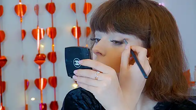 ElisabethDavis online show from 28, 2, 2026